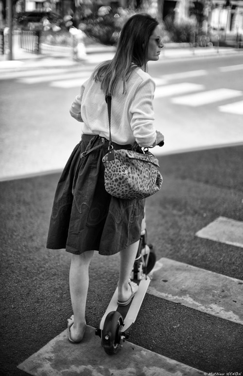 La trottineuse parisienne.jpg